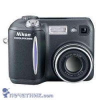 NIKON Coolpix 885