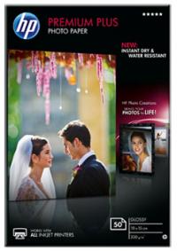 HP Бумага Premium Plus Glossy Photo Paper, глянцевая, 10 x 15 см (100 x 150 мм), 300 г/кв.м (50 листов) (CR695A)