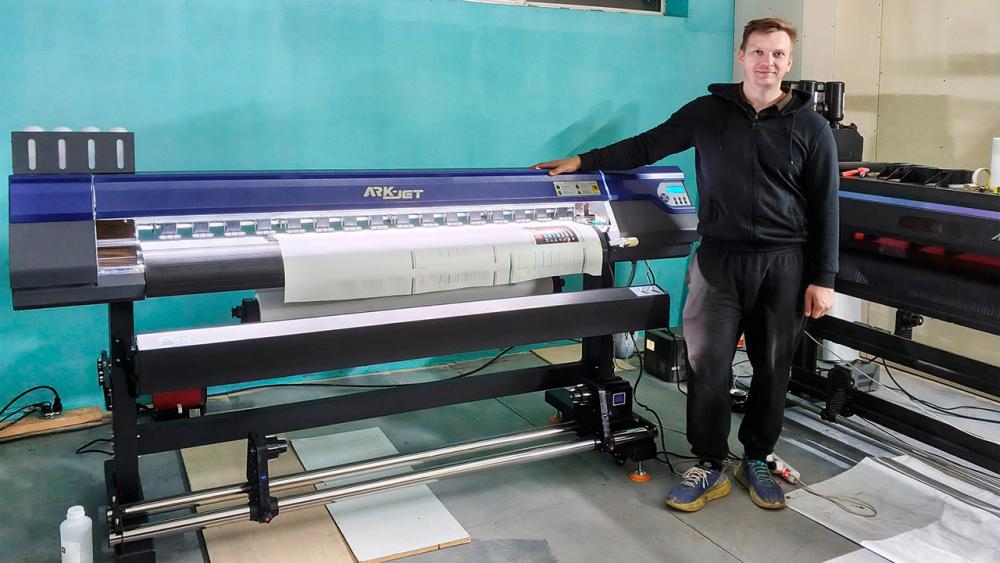 Компания «КОВЧЕГ» запустила принтер ARK-JET SOL 1601 в типографии Starprint из Кирова
