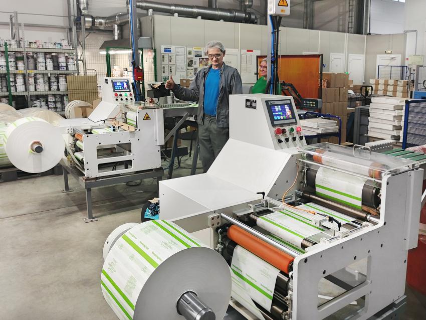 Компания «Смарт-Т» запустила две машины Bengraphic для гильотинной резки в типографии «Печатня»