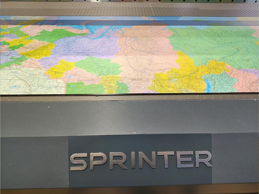 Компания «Смарт-Т» установила УФ-принтер Sprinter со столом 2,1 х 3,2 м в РПК Marketing Solutions