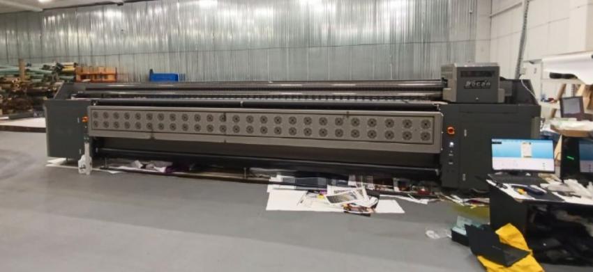 Компания «Технографика» запустила в работу широкоформатный UV принтер Docan HS5300 в г. Москва.