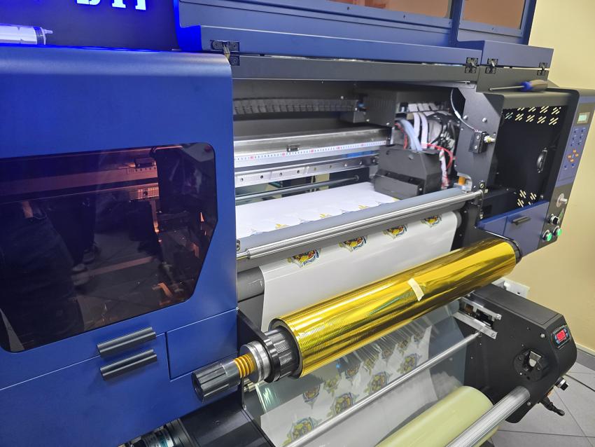 UV DTF-принтер ARK-JET в РПК «Фабрика Печати» из Воронежа