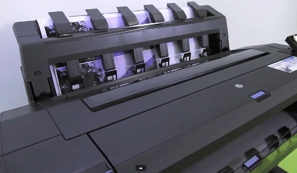 Выбор плоттера CAD/GIS для печати больших объемов. Автоукладчик HP T1530