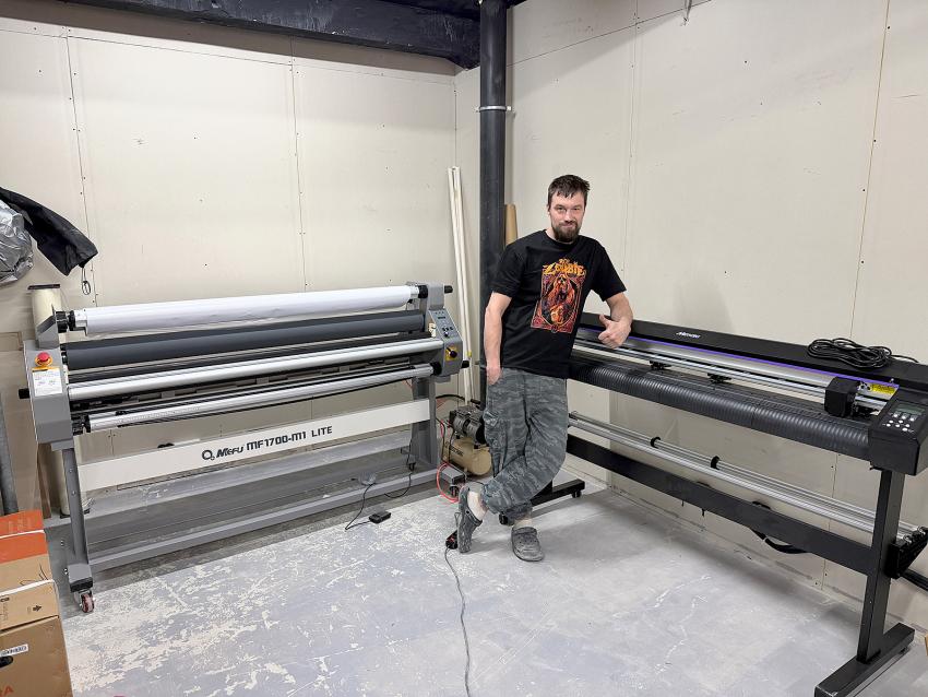 «Смарт-Т» выполнила инсталляцию принтера, каттера и ламинатора в компании «4 пикселя»