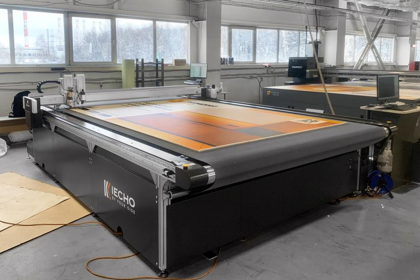 Компания «Смарт-Т» установила раскройный комплекс iECHO TK4S в подмосковной РПК Intelligence