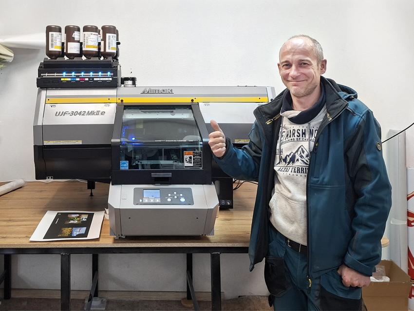 Mimaki UJF-3042 MKII e в компании «Абсолют Медиа» из Уфы