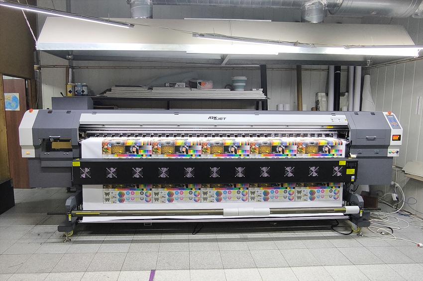 3-метровый принтер ARK-JET SOL 3202 в РПК «Печать Сочи»
